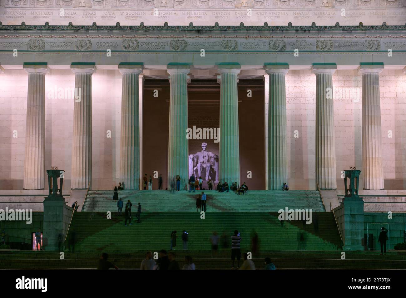 Il Lincoln Memorial dopo il tramonto a Washington DC Foto Stock