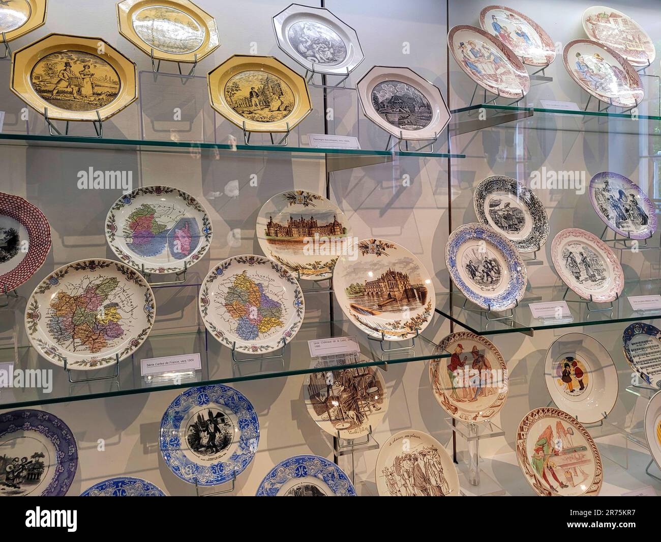 Museo della ceramica Musée de la Faience de Sarreguemines, Saargemünd, Saar, Grand Est, Alsazia-Champagne-Ardenne-Lorena, Francia Foto Stock