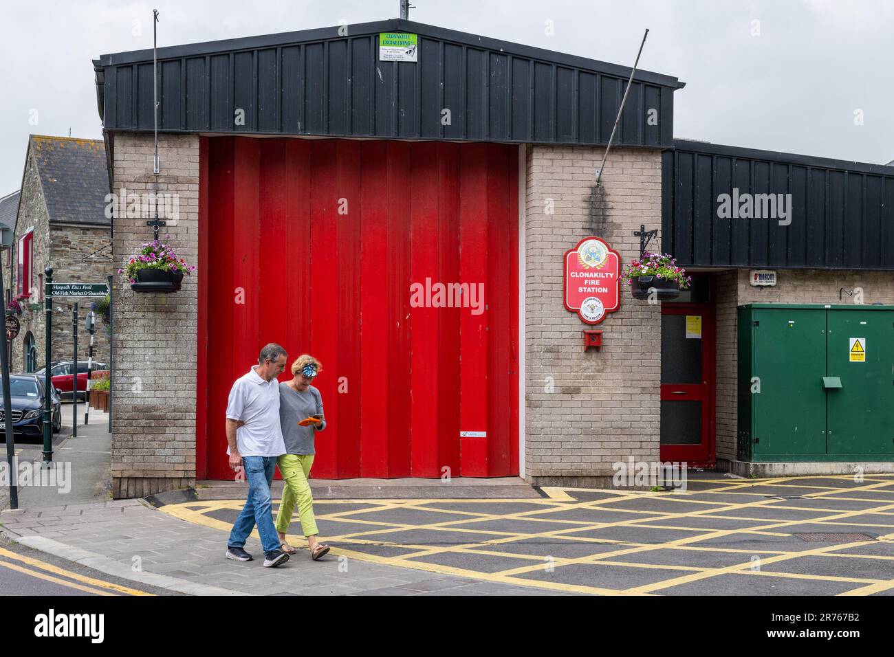 Clonakilty, West Cork, Irlanda. 13th Giu, 2023. Circa il 50% dei vigili del fuoco trattenuti in tutta l'Irlanda è andato in sciopero oggi. I vigili del fuoco hanno aumentato la loro azione industriale al di sopra della retribuzione e delle condizioni, comportando questioni di reclutamento e di mantenimento. Il SIPTU, l'Unione che rappresenta i vigili del fuoco, ha avvertito di uno sciopero generale il 20th giugno, qualora non ci fosse una soluzione alla controversia. Credit: AG News/Alamy Live News. Foto Stock