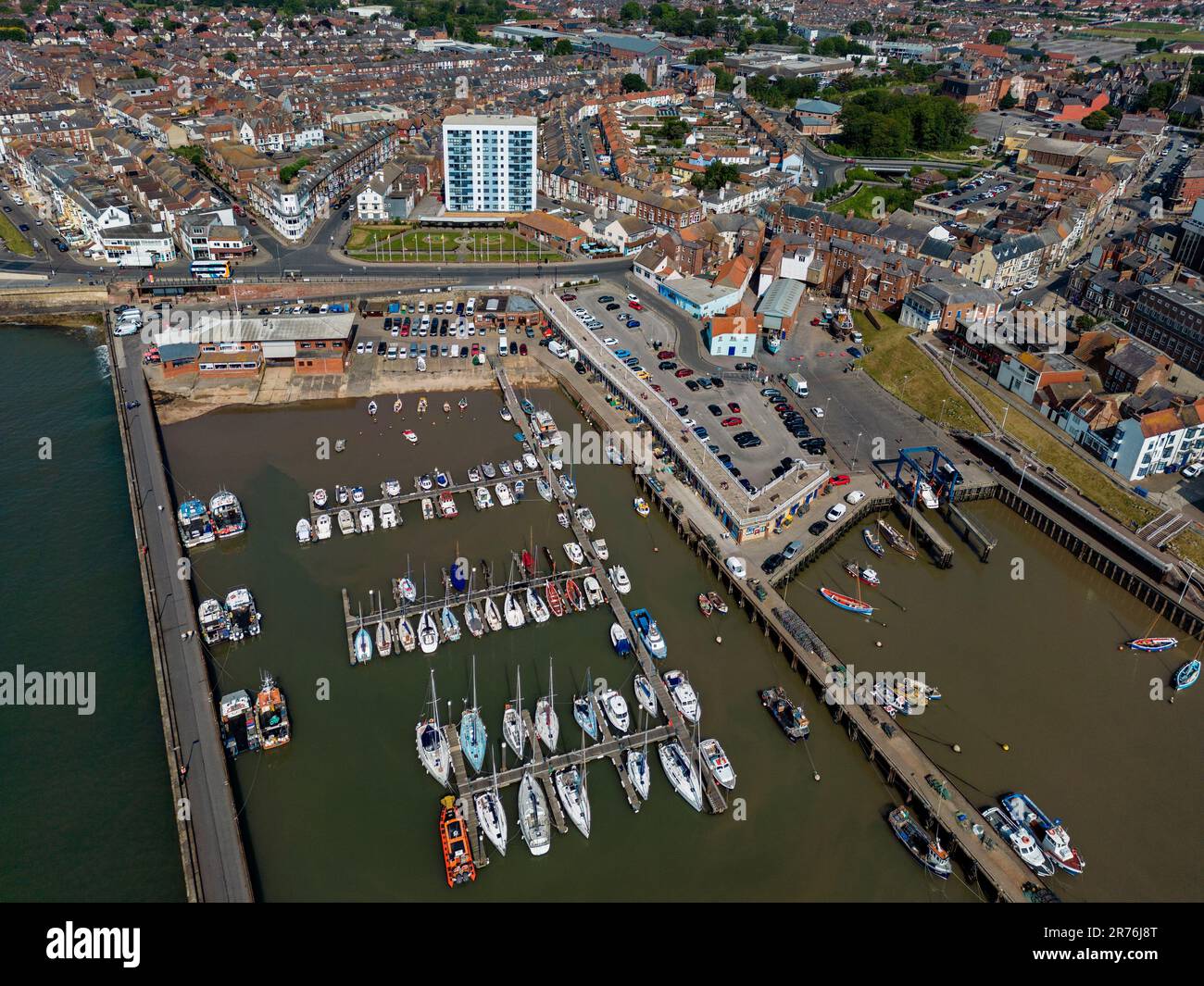 Vista aerea del porto di Bridlington sulla costa del North Yorkshire nel Regno Unito. Foto Stock