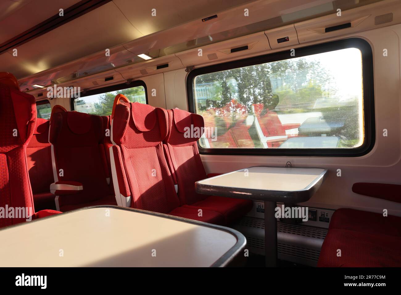 Interno di una carrozza ferroviaria vuota, Regno Unito Foto Stock