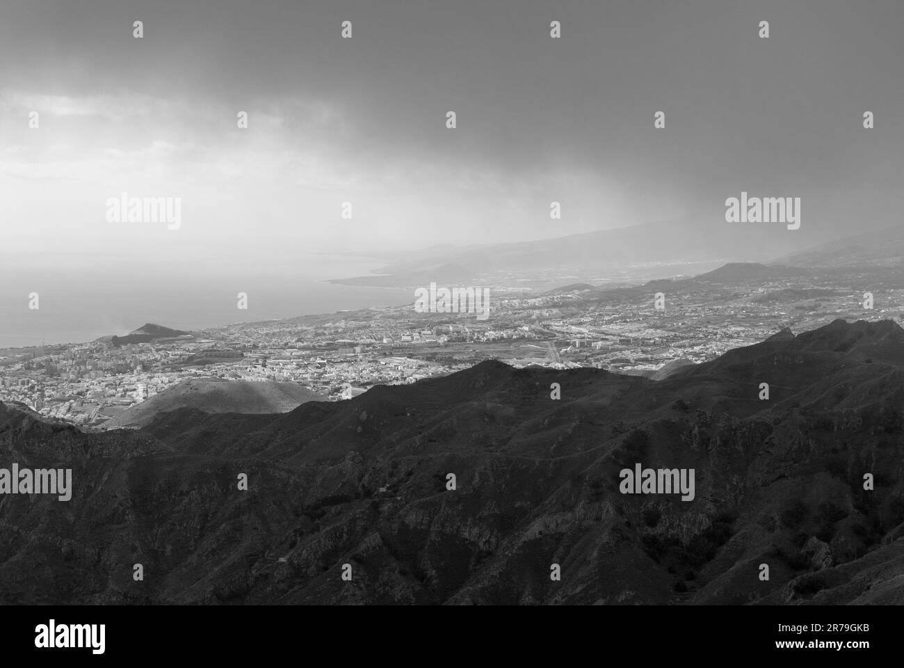 Vista sulle montagne Foto Stock