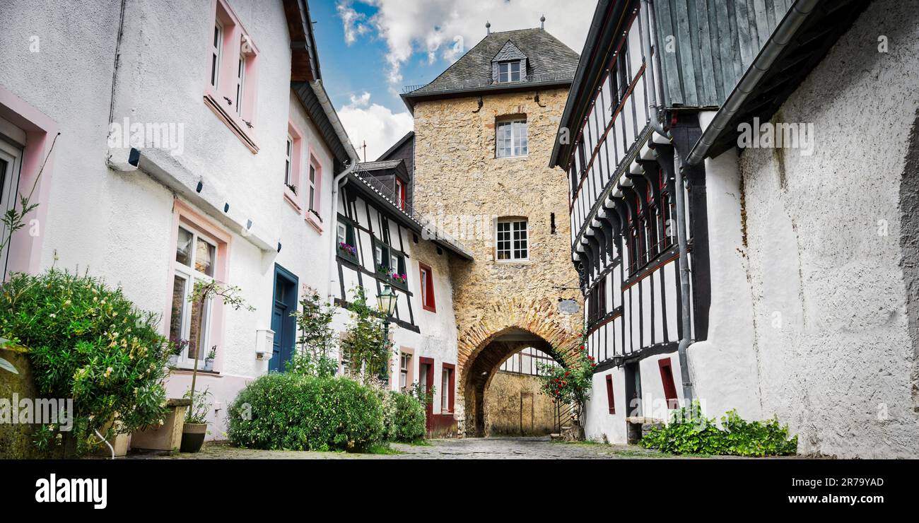 Vicolo per l'Hirtentor nel centro storico della città di Blankenheim nella regione eifel Foto Stock