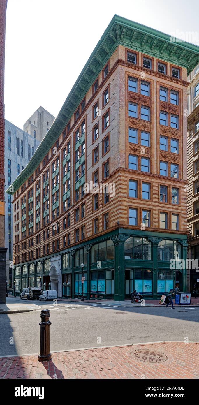 7 Water Street, noto anche come Winthrop Building, fu il primo edificio in acciaio di Boston. E' rivestito in mattoni e terracotta sopra una base di ghisa a due piani. Foto Stock