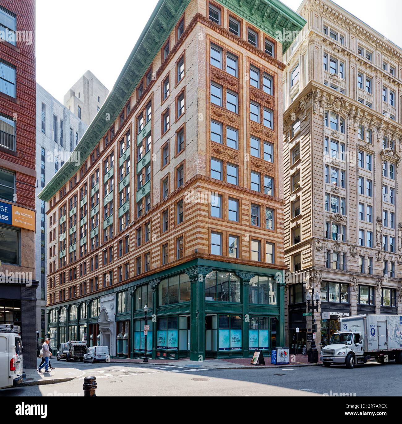 7 Water Street, noto anche come Winthrop Building, fu il primo edificio in acciaio di Boston. E' rivestito in mattoni e terracotta sopra una base di ghisa a due piani. Foto Stock