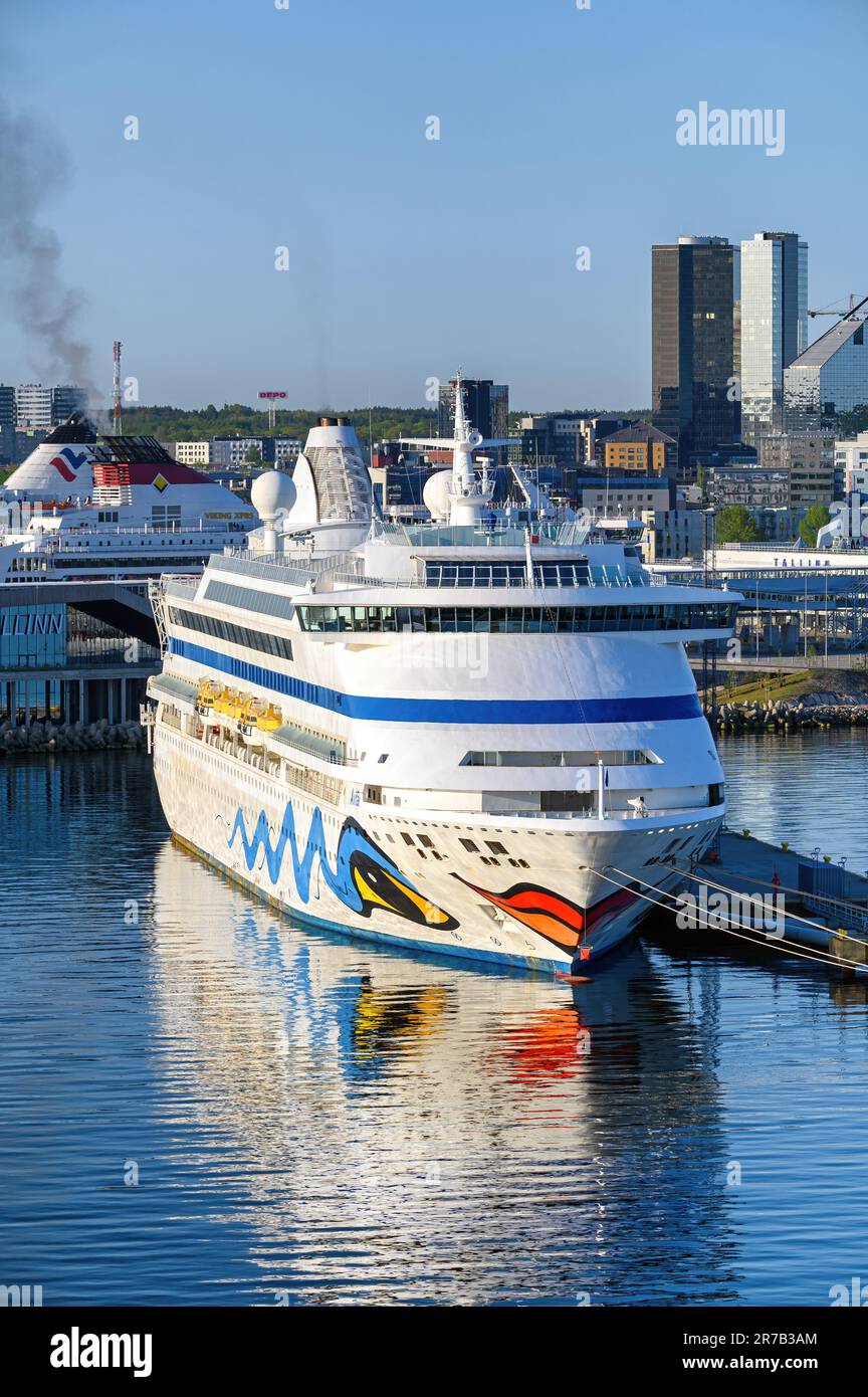 Acitak (ex-AIDAvita) è un'ex nave da crociera Aida attualmente posta a Tallinn, Estonia. I nuovi proprietari sono Beta Marine. Foto Stock