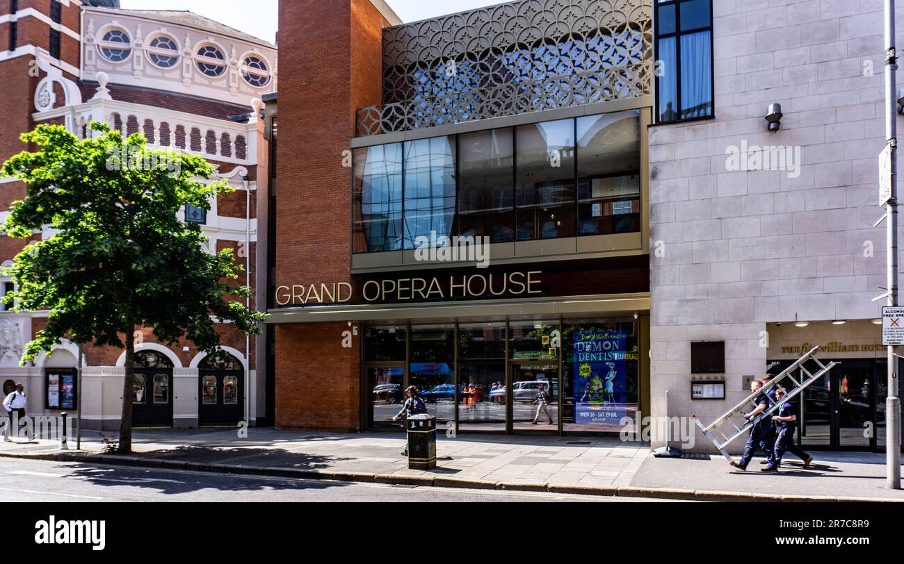 Il Grand Opera House Belfast, Irlanda del Nord. Presentazione di dramma, opera, danza, commedia, musical, e spettacoli di famiglia Foto Stock