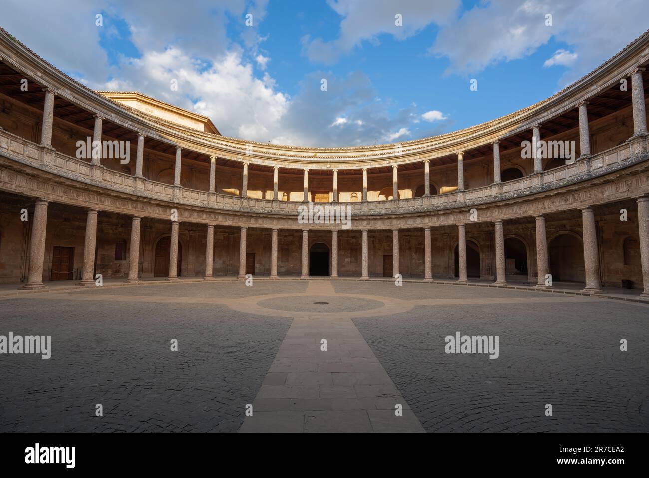 Interno del Palazzo di Carlo V in Alhambra - Granada, Andalusia, Spagna Foto Stock