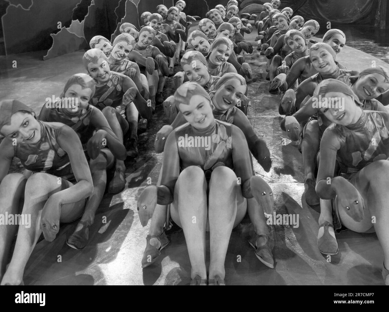 Hollywood, California, c 1933. Una scena della commedia, 'Myrt and Marge', basata sullo spettacolo radiofonico con lo stesso nome e co-starred Ted Healy and His Stooges, una prima versione dei tre Stooges. Foto Stock