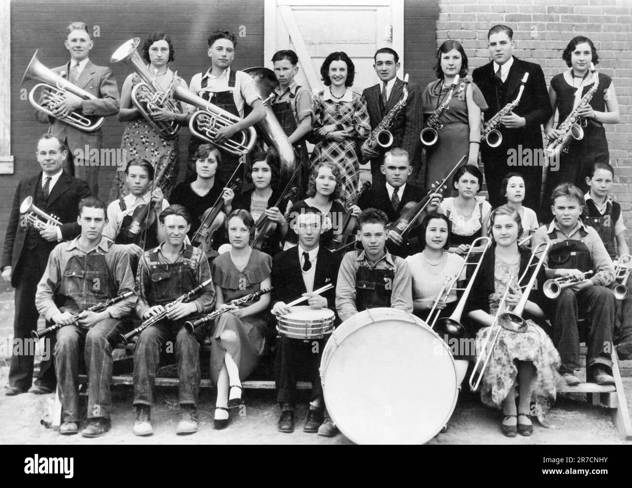 United States, c 1930 Un ritratto di una band scolastica. Foto Stock