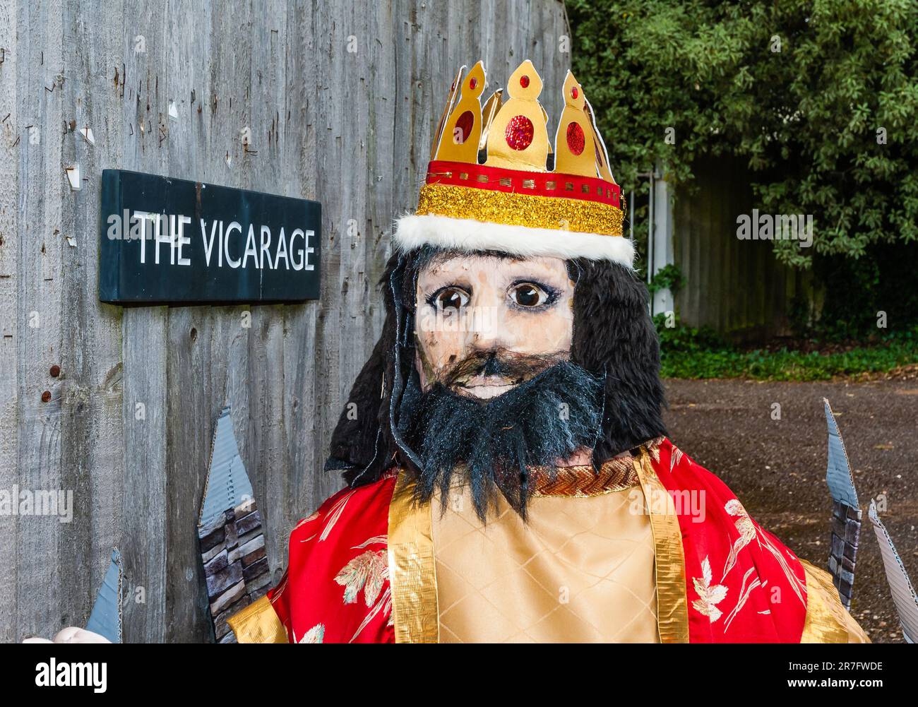 East Budleigh Village Scarecrow Festival in aiuto di tutti i Santi Chiesa. Foto Stock