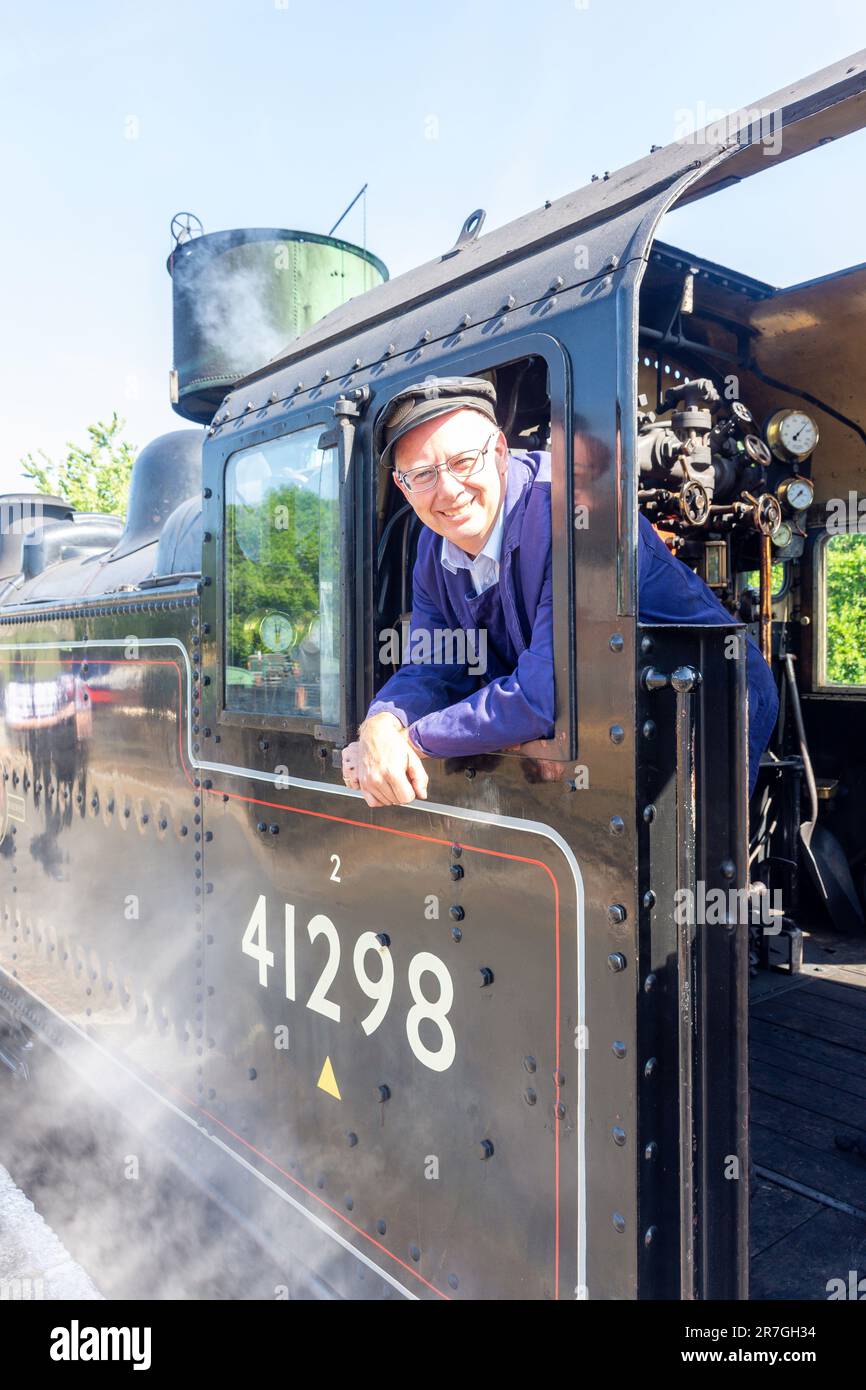 Autista del treno a vapore, Isle of Wight Steam Railway (stazione di Havenstreet), Havenstreet, Isle of Wight, Inghilterra, Regno Unito Foto Stock