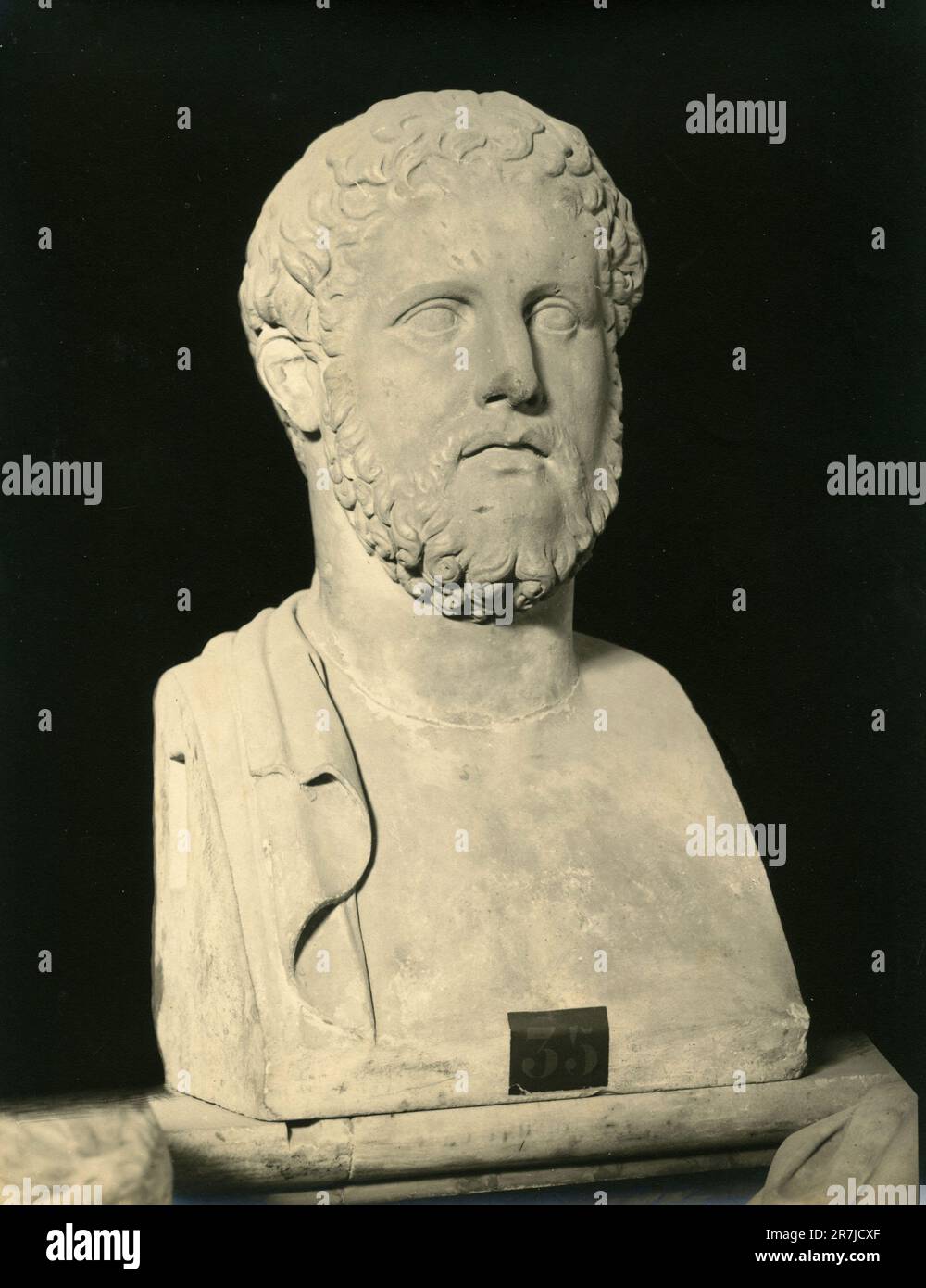 Antica statua in busto di marmo delle Alcibiadi, statista e generale ateniese, Museo Capitolino, Italia 1900s Foto Stock