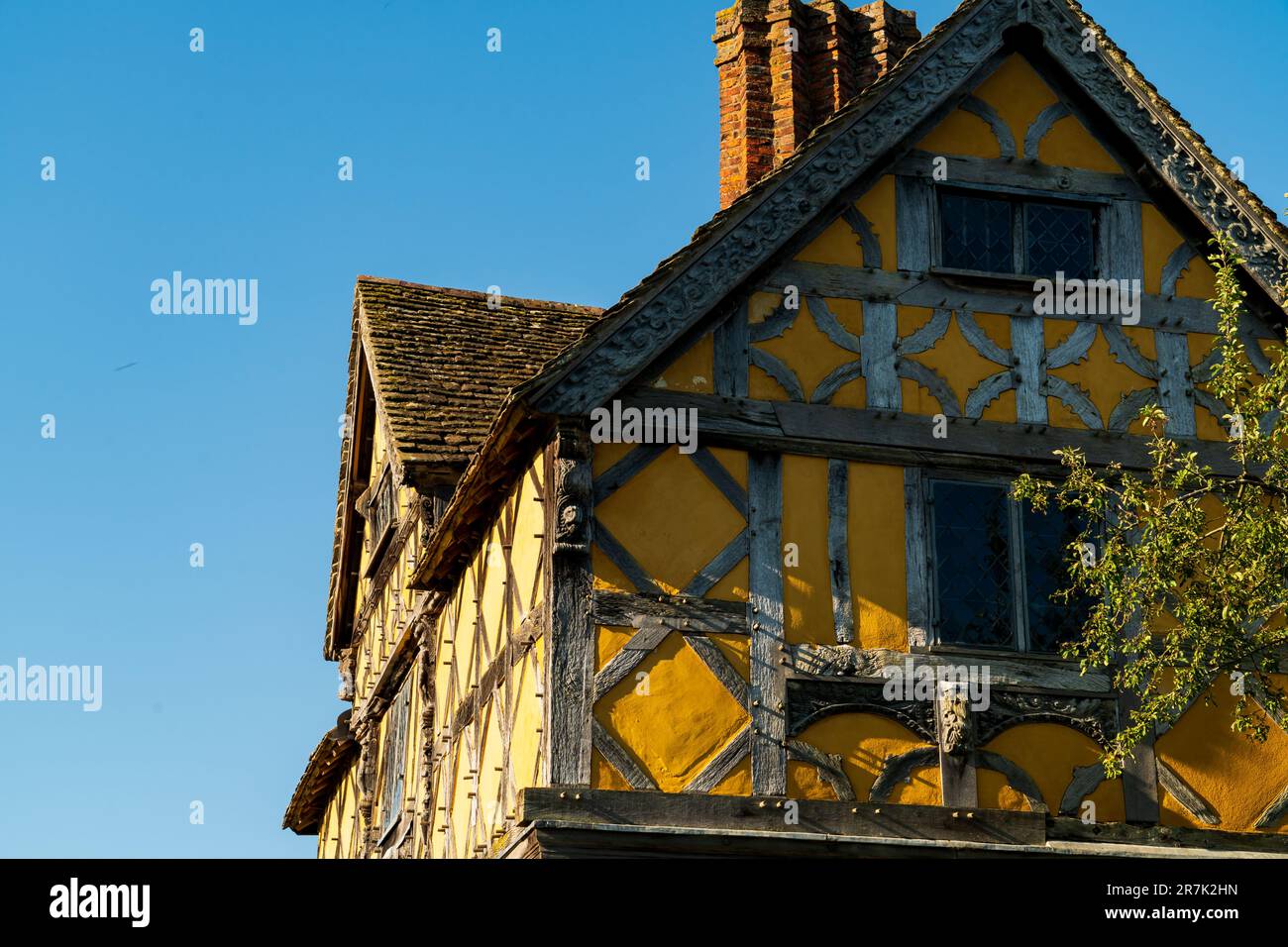 Craven Arms, Shropshire, Regno Unito - Giugno 14th 2023: Vista più dettagliata della Gatehouse al Castello di Stokesay, in Shropshire, Regno Unito Foto Stock