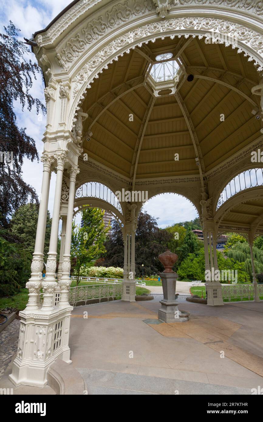 Park Colonnade (Sadová kolonáda) a Karlovy Vary (Carlsbad), Repubblica Ceca. Foto Stock