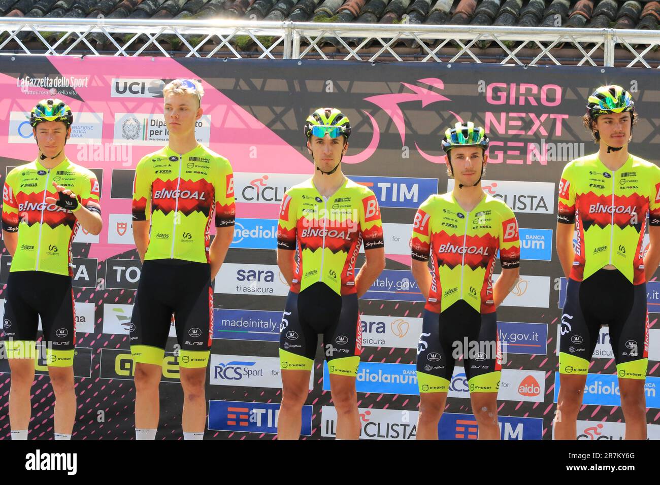 Pergine Valsugana, Italia. 16th giugno, 2023. 2023 giro Next Gen - UCI U-23 European Tour Road Cycling 2023; BINGOAL WB DEVO TEAM, De Meijts Matis (bel), detalle Noah (bel), Jacques Lucas (bel), Lambrecht Michiel (bel), Van Daele Sil (bel) Credit: Action Plus Sports/Alamy Live News Foto Stock