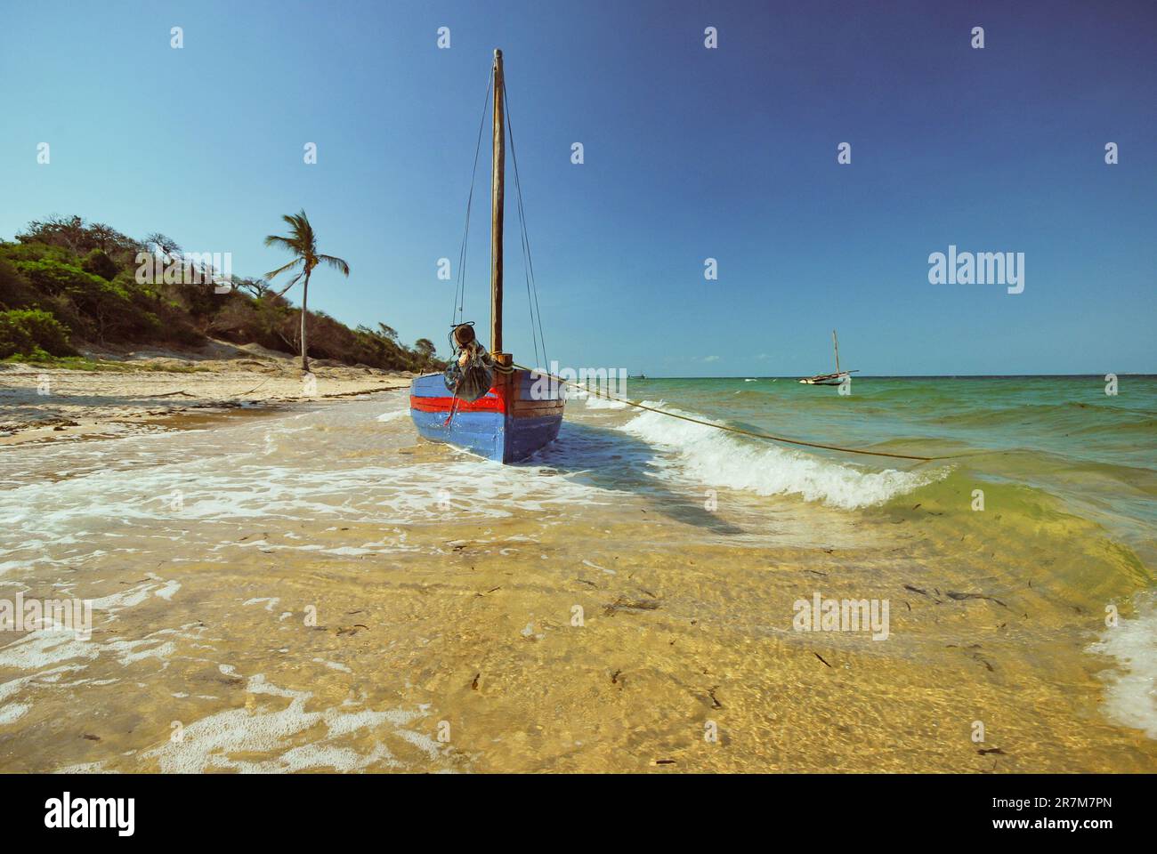 Sambuco in barca a vela a Vilanculos Beach Mozambico. Foto Stock