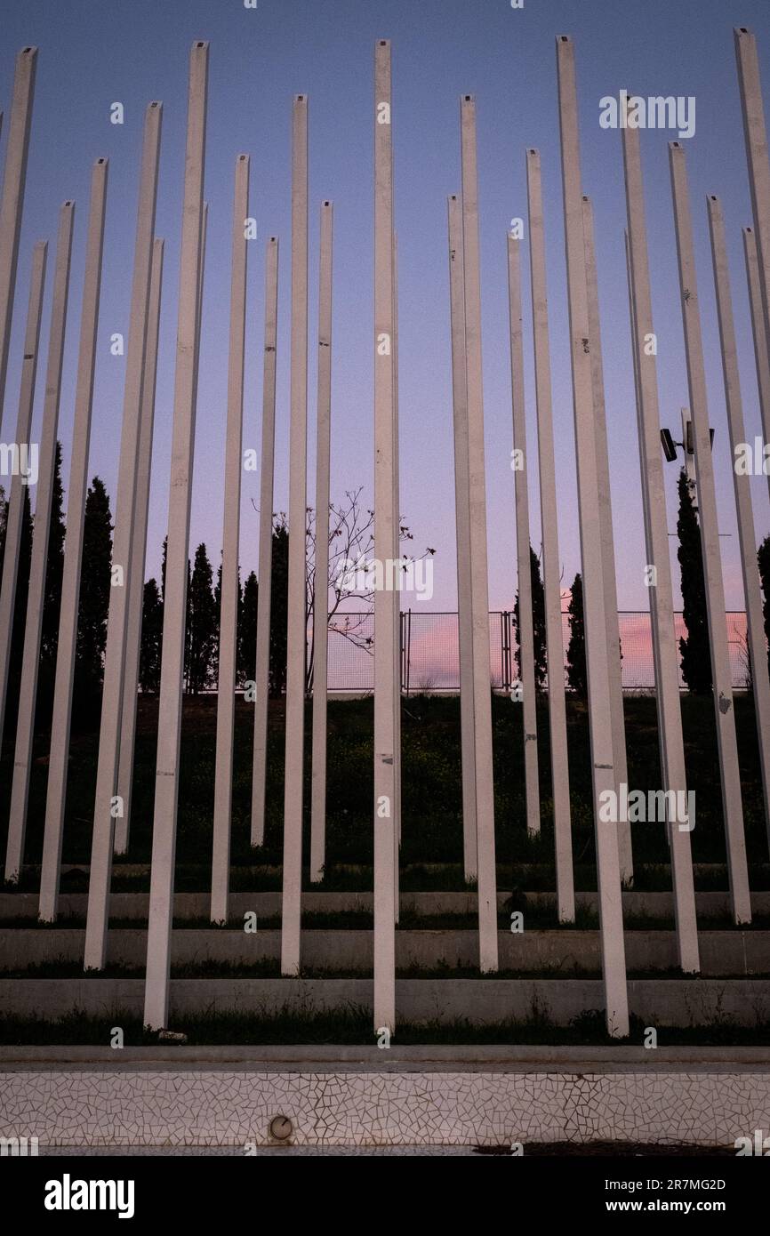 Grecia, Atene, 2023-01-17. Il grande complesso olimpico Spyrídon-Louis è stato costruito appositamente per i giochi, tra cui una grande struttura di archi in un Foto Stock