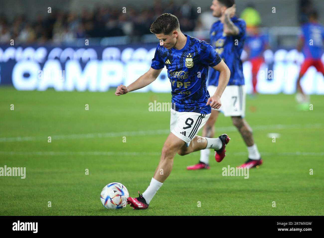 Julian Alvarez sulla squadra di calcio Argentina Selection Foto Stock