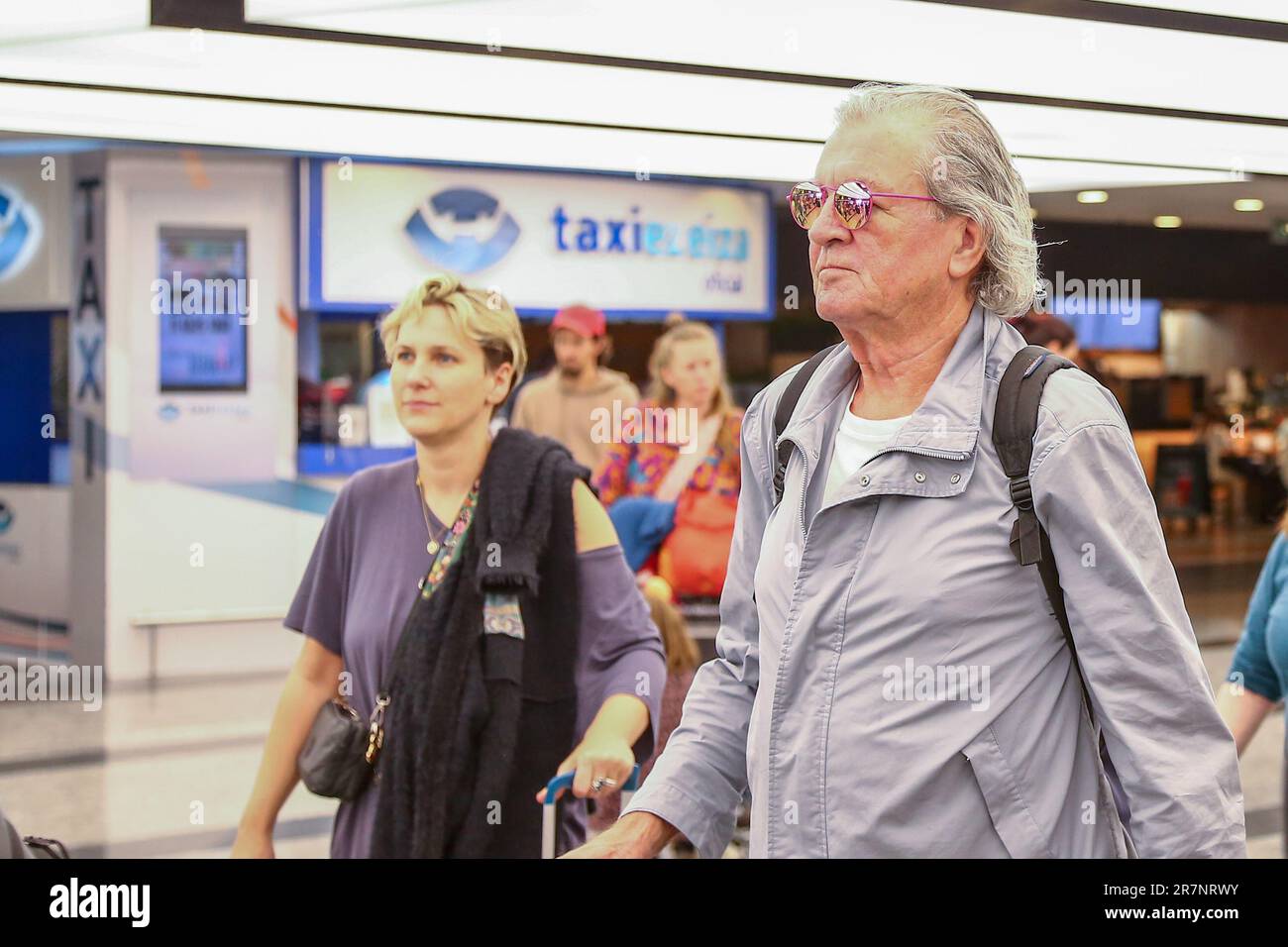 Viola profondo arrivo a Buenos Aires Foto Stock