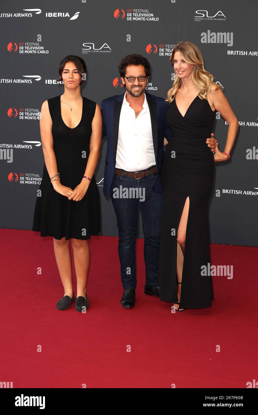 Monaco, Monaco. 17th giugno, 2023. Frédéric Diefenthal (C) e la sua famiglia partecipano al tappeto rosso di apertura durante il 62nd° Festival TV di Monte Carlo il 16 giugno 2023 a Monte-Carlo, Monaco.picture & copyright © Thierry CARPICO/ATP images (CARPICO Thierry/ATP/SPP) Credit: SPP Sport Press Photo. /Alamy Live News Foto Stock