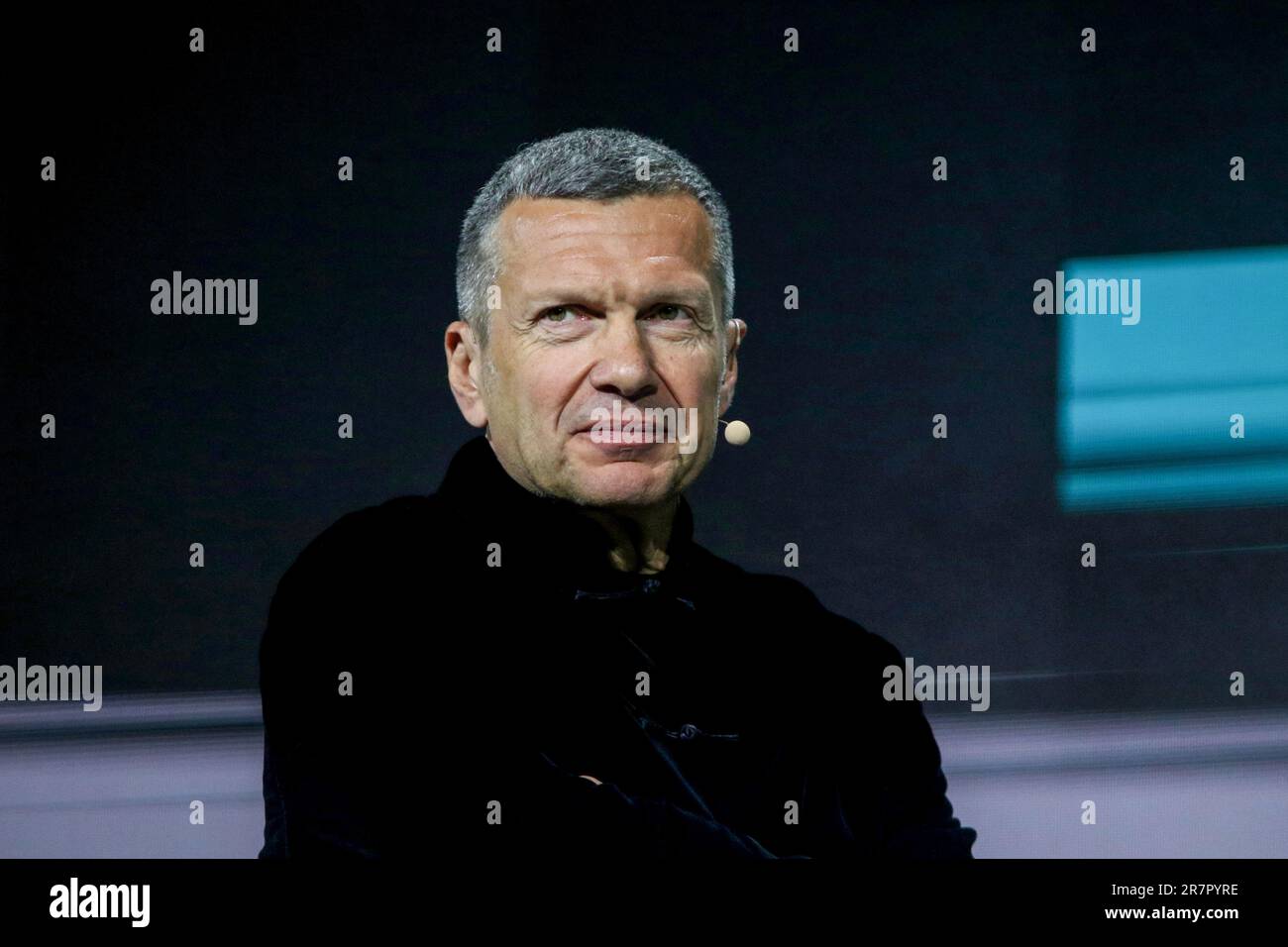 San Pietroburgo, Russia. 16th giugno, 2023. Vladimir Solovyev, noto come giornalista Vladimir Soloviev, Anchor al Salone televisivo 'Domenica sera con Vladimir Solovyov' partecipa a una sessione di Business-Contact con Vladimir Soloviev nel quadro della St Petersburg International Economic Forum 2023 (SPIEF 2023). Credit: SOPA Images Limited/Alamy Live News Foto Stock