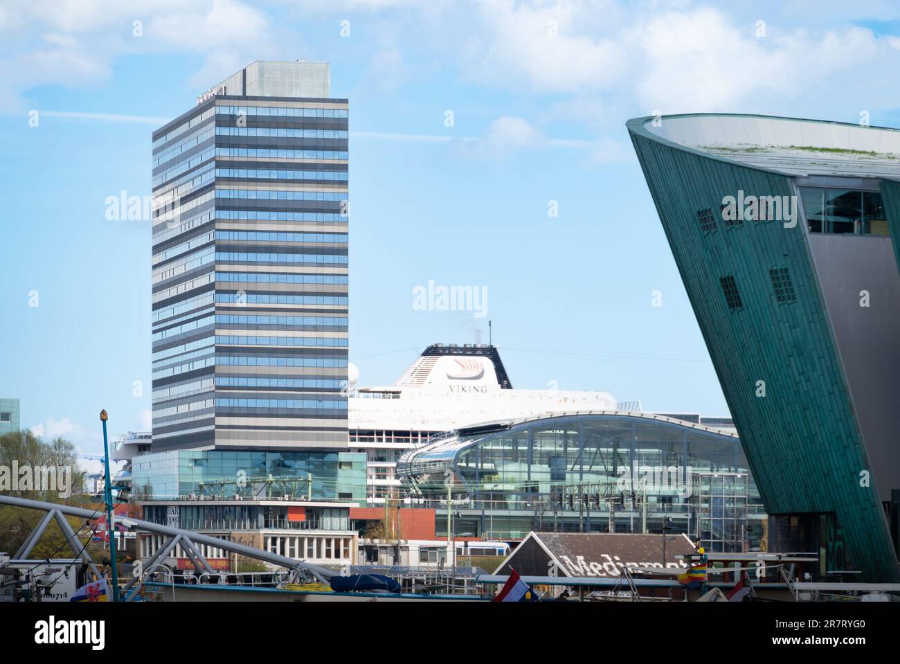 Amsterdam, Paesi Bassi - Movenpick Hotel by Claus en Kaan Architecten Foto Stock