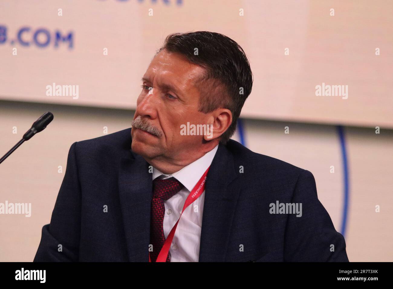 San Pietroburgo, Russia. 16th giugno, 2023. Victor But, un uomo d'affari russo condannato nel 2012 negli Stati Uniti per 25 anni in prigione per l'intenzione di effettuare illegalmente il traffico di armi e sostenere il terrore, partecipa a una sessione sul multiculturalismo vs valori tradizionali: L'aspetto etico nell'industria globale dell'intrattenimento e dei media nel quadro della St. Petersburg International Economic Forum 2023 (SPIEF 2023). Credit: SOPA Images Limited/Alamy Live News Foto Stock