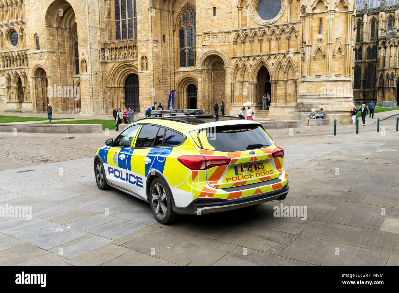 Lincolnshire polizia cani auto, Minster Yard, Lincoln City, Lincolnshire, Inghilterra, REGNO UNITO Foto Stock