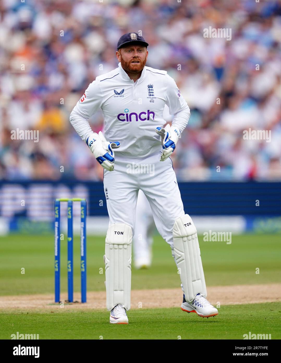 Jonny Bairstow in Inghilterra durante il secondo giorno della prima partita di test Ashes a Edgbaston, Birmingham. Data immagine: Sabato 17 giugno 2023. Foto Stock