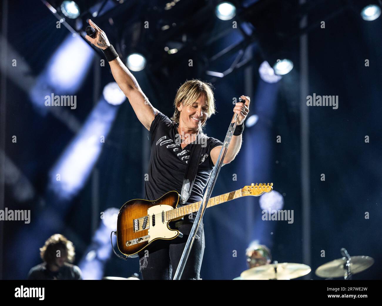 Keith Urban si esibisce durante il giorno 2 del CMA Fest al Nissan Stadium giovedì 9 giugno 2023, a Nashville, Tennessee. (Foto di: Amiee Stubbs/Images Foto Stock