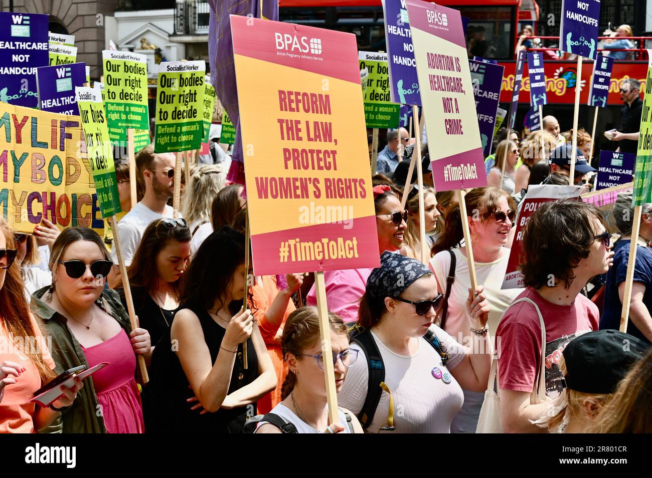 Time to Act, protesta contro l'aborto, The Strand, Londra, Regno Unito Foto Stock