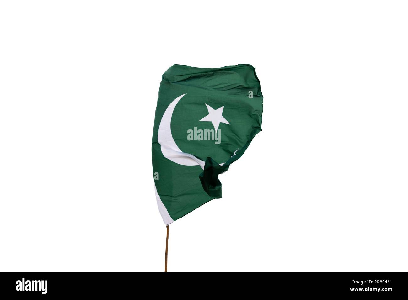 La bandiera nazionale del Pakistan vola nel cielo. Foto Stock