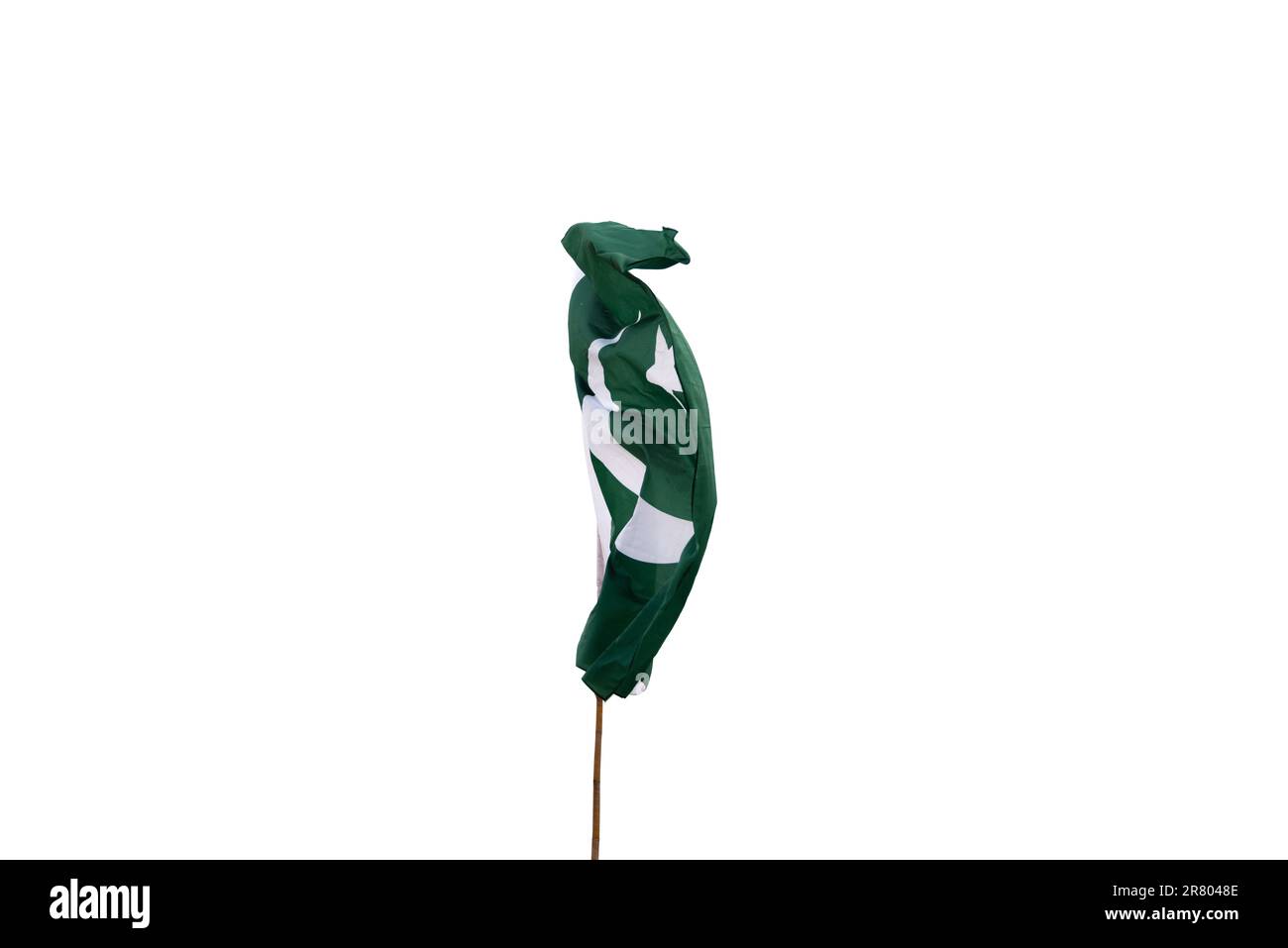 La bandiera nazionale del Pakistan vola nel cielo. Foto Stock