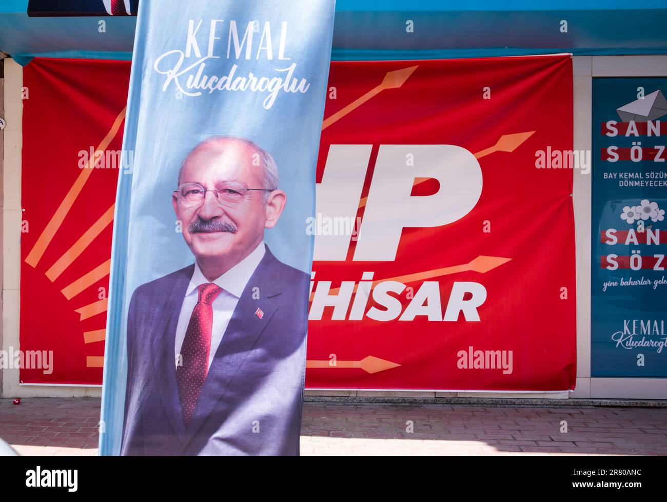 Izmir, Seferihisar, Turchia 05.18.2023 2023 poster delle elezioni presidenziali e parole del leader del Partito Popolare Repubblicano, Kemal Kilicdaroglu Foto Stock