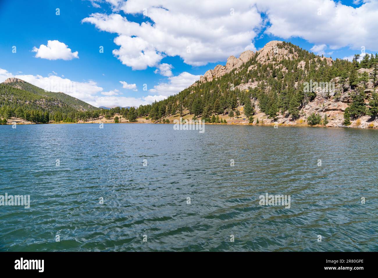 Lago Lily nel Parco Nazionale delle Montagne Rocciose vicino a Estes Park, Colorado Foto Stock