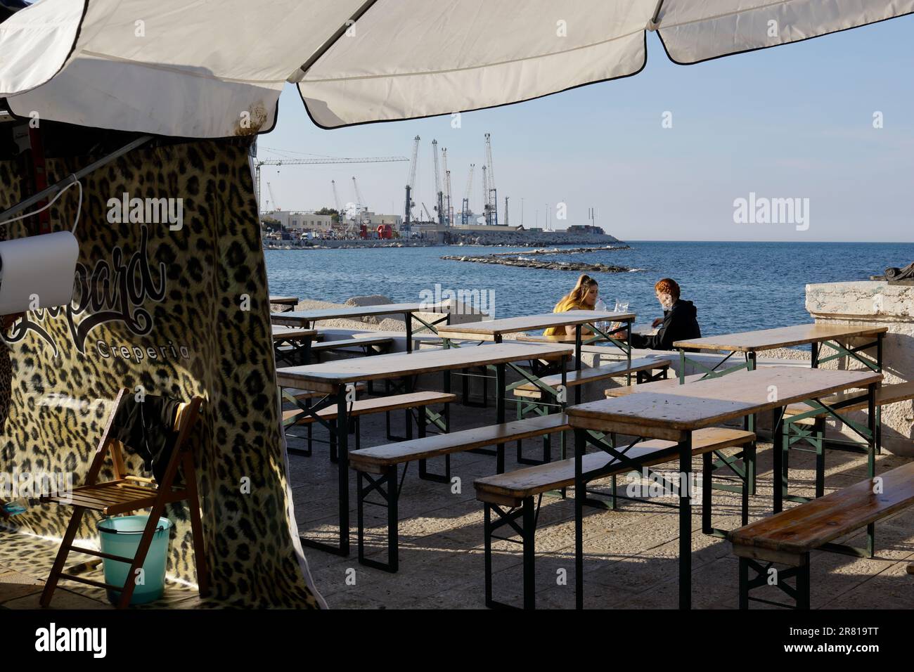 Scene nel centro storico di Bari, il giorno della festa di San Nicola Foto Stock