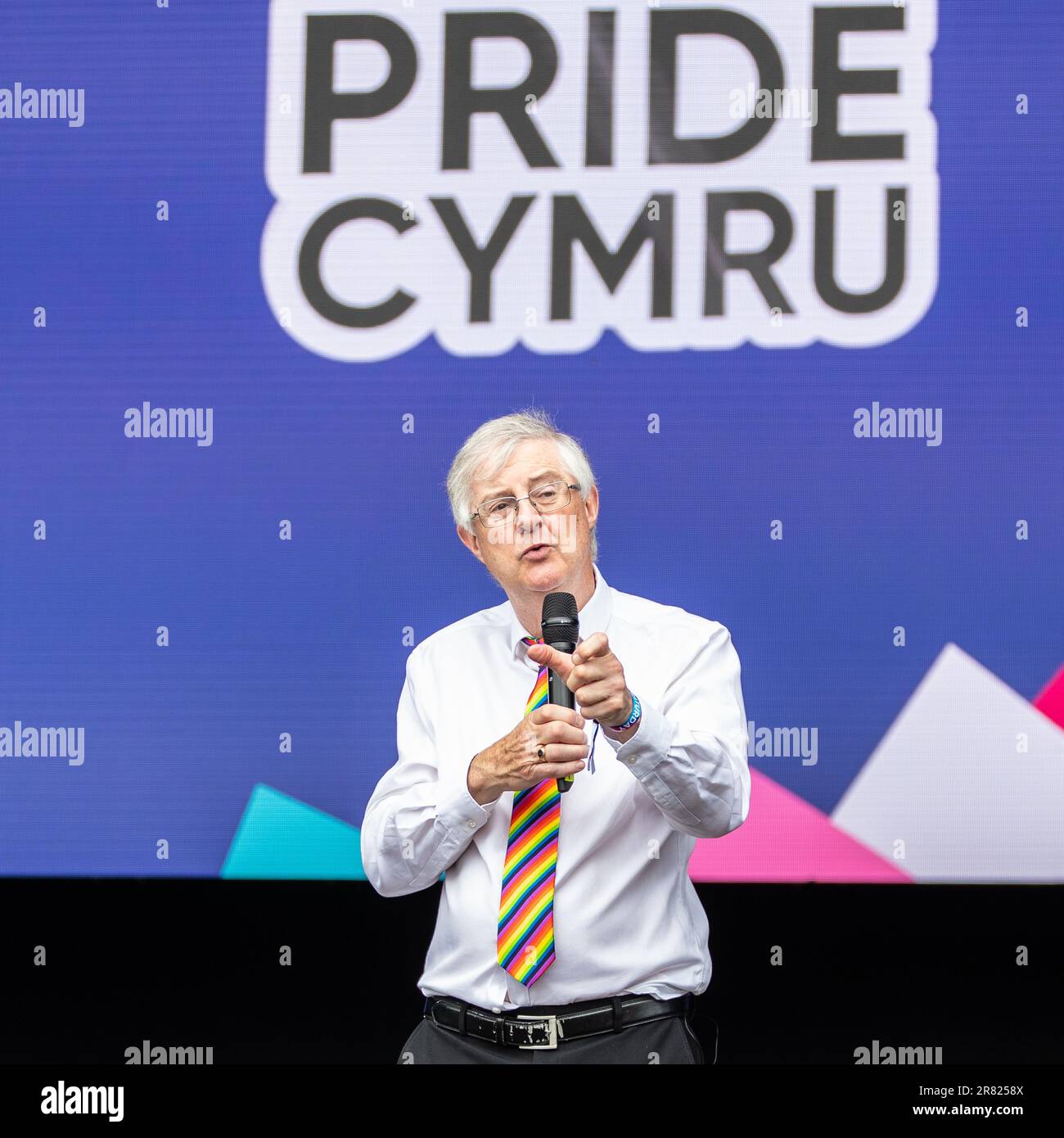 Mark Drakeford al Pride Cymru Stage and Grounds 2023 Cardiff Foto Stock