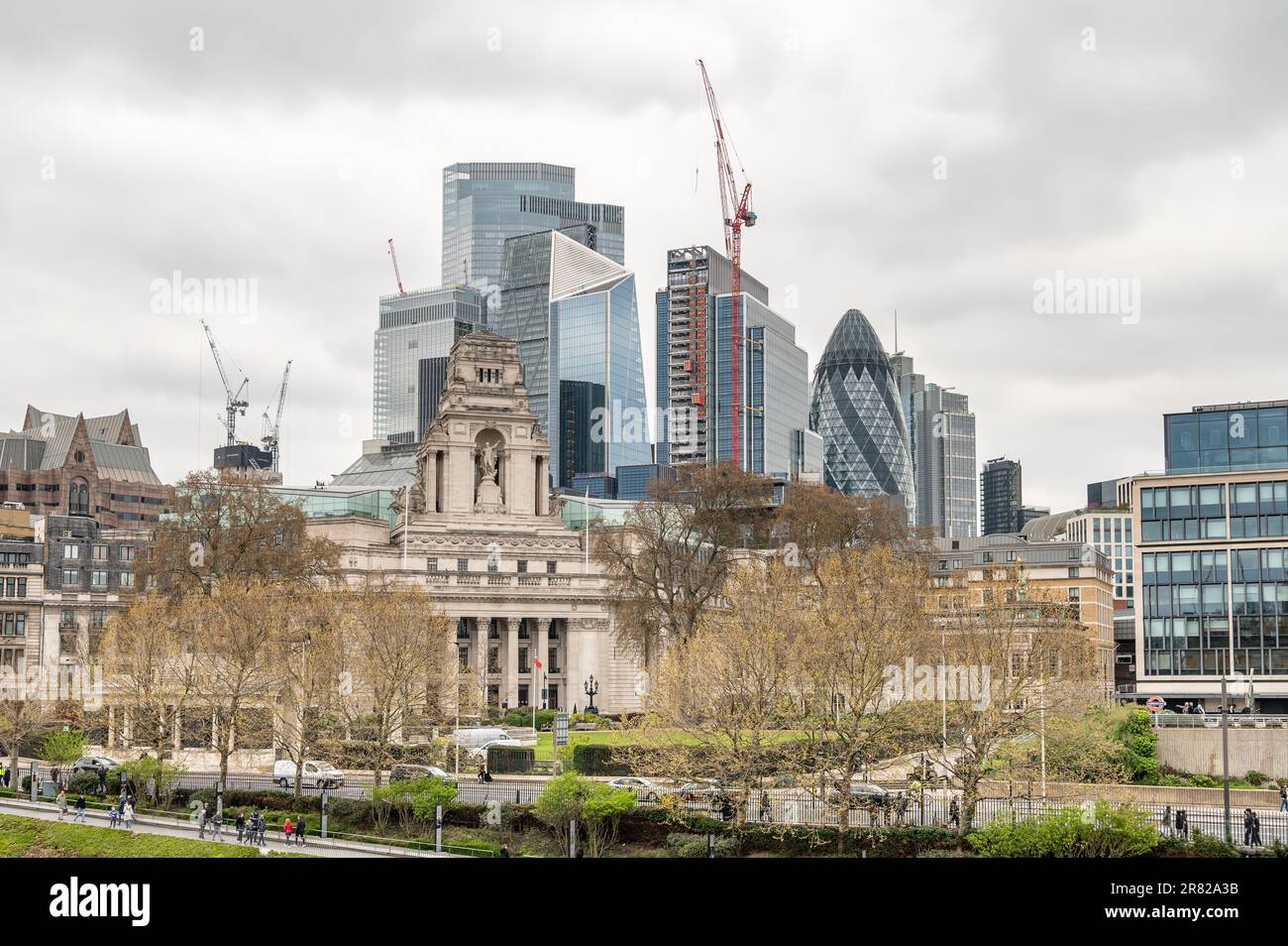 L'ex edificio dell'autorità del Porto di Londra, 10 Trinity Square a East London, Londra, Inghilterra Foto Stock L'ex edificio dell'autorità del Porto di Londra, 10 Trinity Square a East London, Londra, Inghilterra Foto Stock