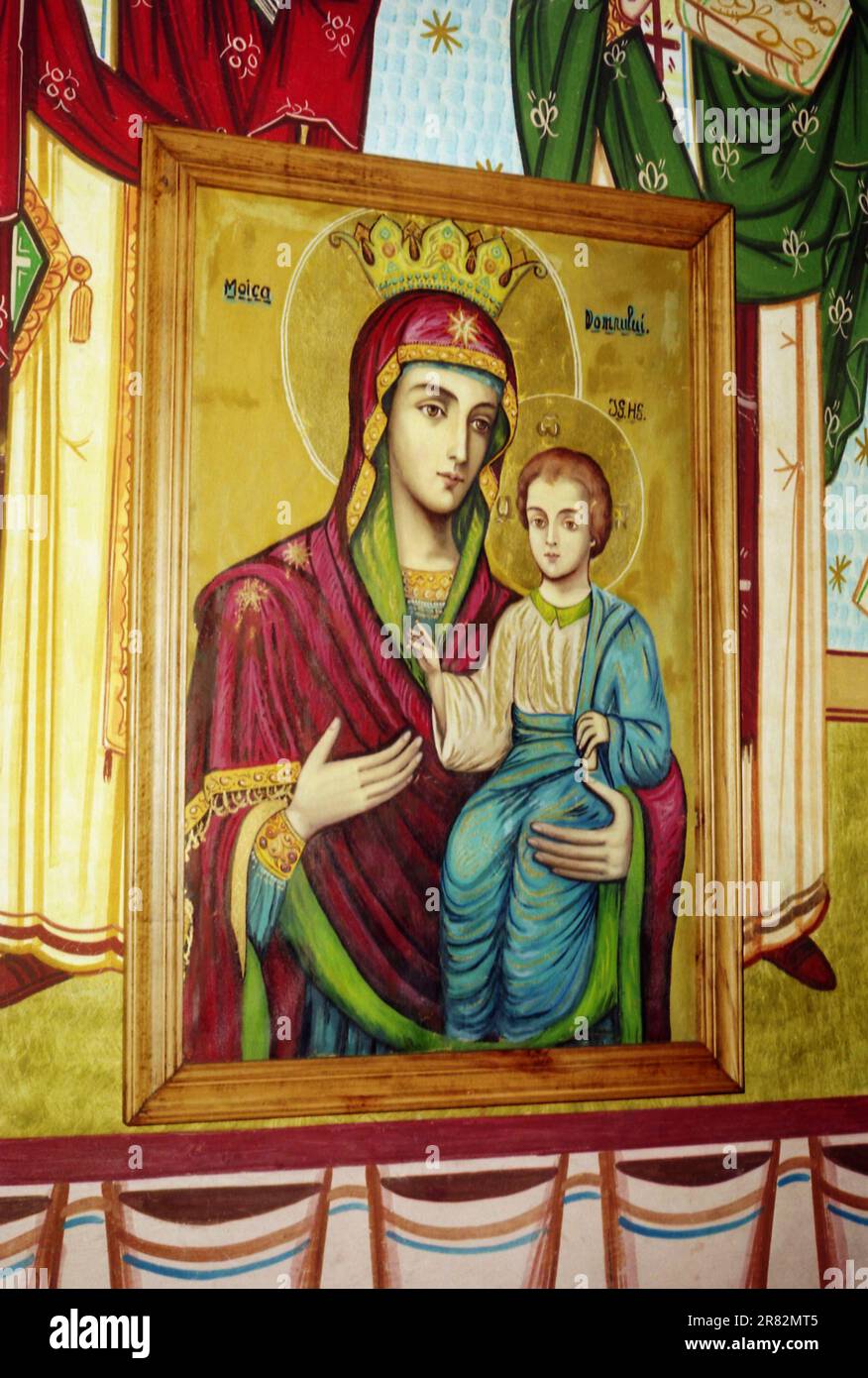 Romania, circa 2000. Icona di Hodegetria raffigurante il Theotokos con il bambino Gesù Foto Stock