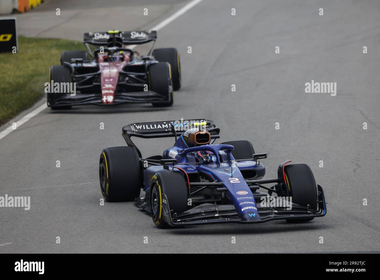 02 SARGEANT Logan (usa), Williams Racing FW45, azione 24 ZHOU Guanyu (chi), Alfa Romeo F1 Team Stake C43, azione in occasione del Gran Premio di Formula 1 Pirelli du Canada, 8th° round del Campionato del mondo di Formula uno 2023 dal 16 al 18 giugno 2023 sul circuito di Gilles Villeneuve, a Montreal, Canada Foto Stock