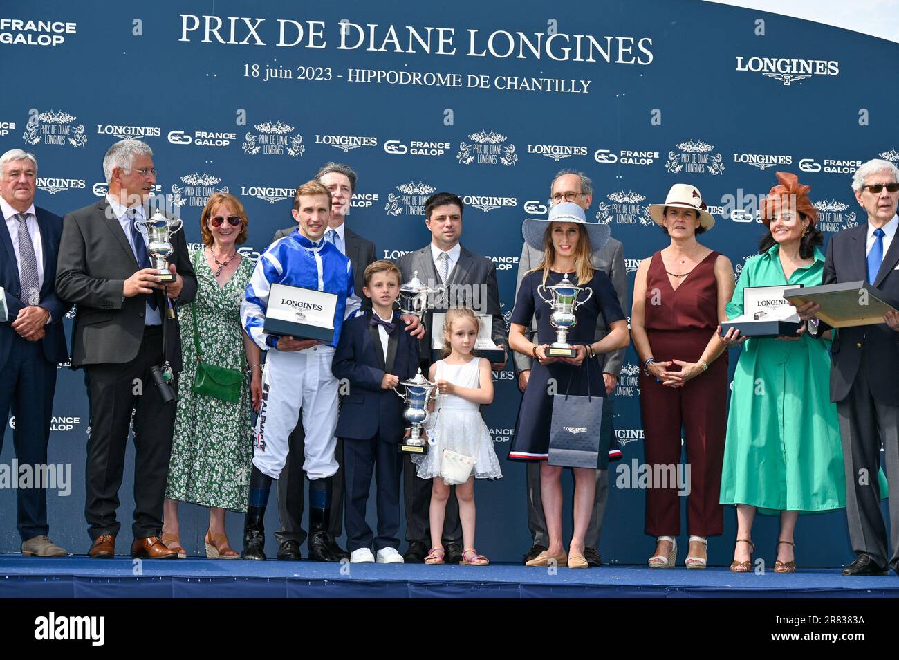 Chantilly, Francia. 18th giugno, 2023. Jockey Aurelien Lemaitre vincitore del Prix de Diane Longines a Chantilly, Francia, il 18 giugno 2023. Foto di Mireille Ampilhac/ABACAPRESS.COM Credit: Abaca Press/Alamy Live News Foto Stock