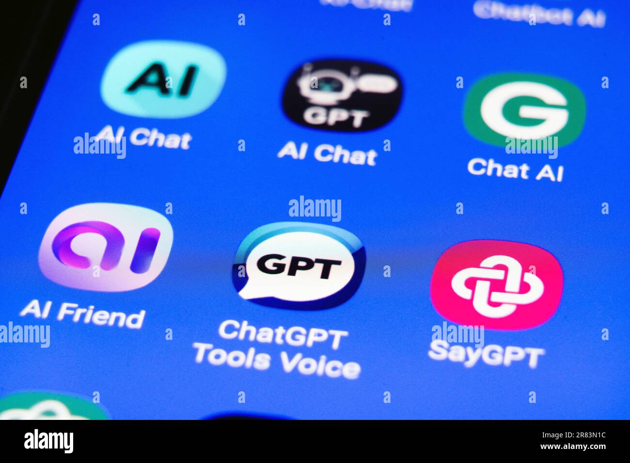 I loghi di varie applicazioni di intelligenza artificiale ChatGPT (ai) in tedesco uno schermo per smartphone Foto Stock
