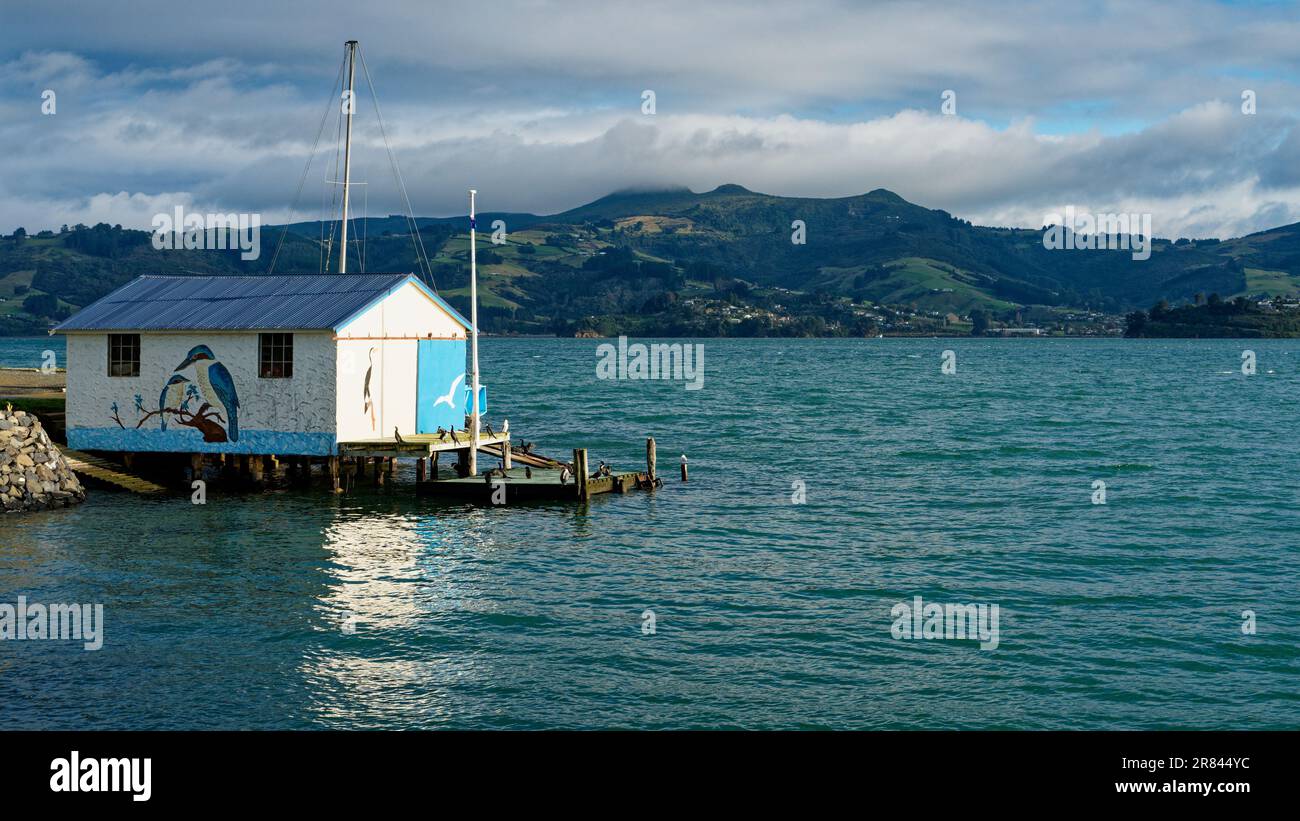 Boathouse sulla penisola di Otago. Dunedin, isola meridionale, Aotearoa / Nuova Zelanda Foto Stock
