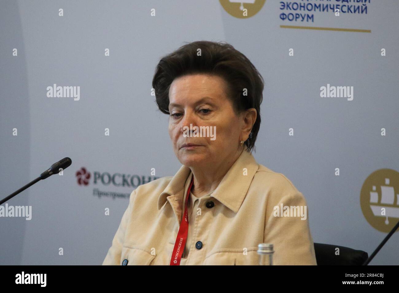 Natalya Komarova, Governatore di KhantyMansi Area autonoma Yugra, partecipa a una sessione sull'uomo prospero obiettivo primario della politica sociale e risorsa chiave per lo sviluppo del Paese nel quadro della Chiesa di S.. Petersburg International Economic Forum 2023 (SPIEF 2023). Foto Stock