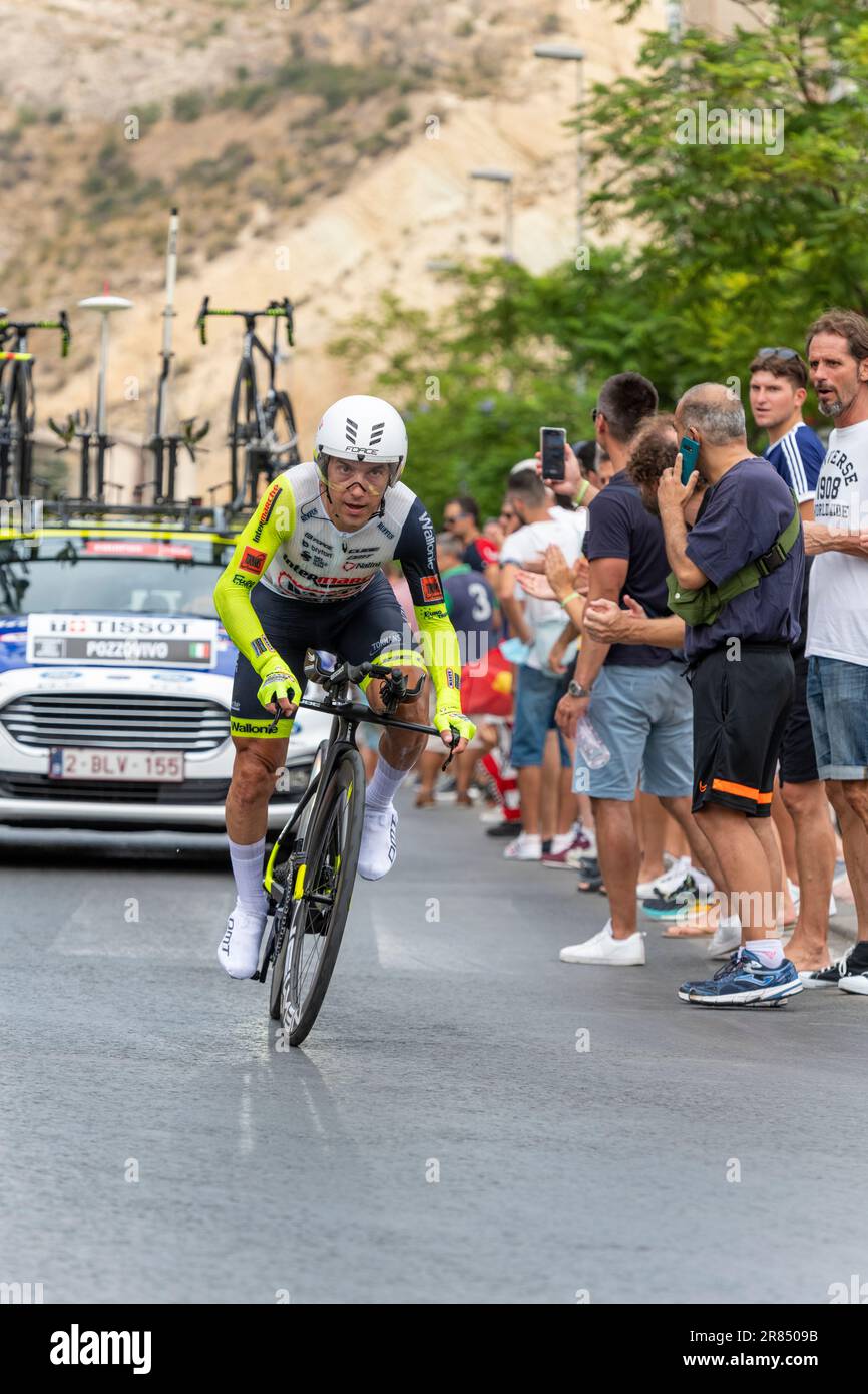 Alicante, Spagna - 08,30,2022 - Domenico Pozzovivo del team Intermarche sprint durante il 77th Tour della Spagna 2022, Stage 10 a 30,9km. Foto Stock