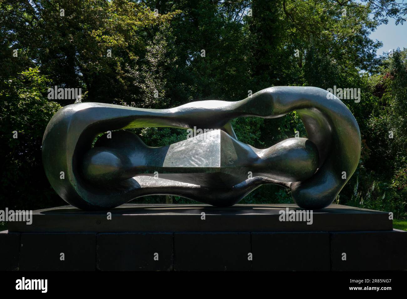 Reclining Connected Forms, Henry Moore, Perry Green Foto Stock