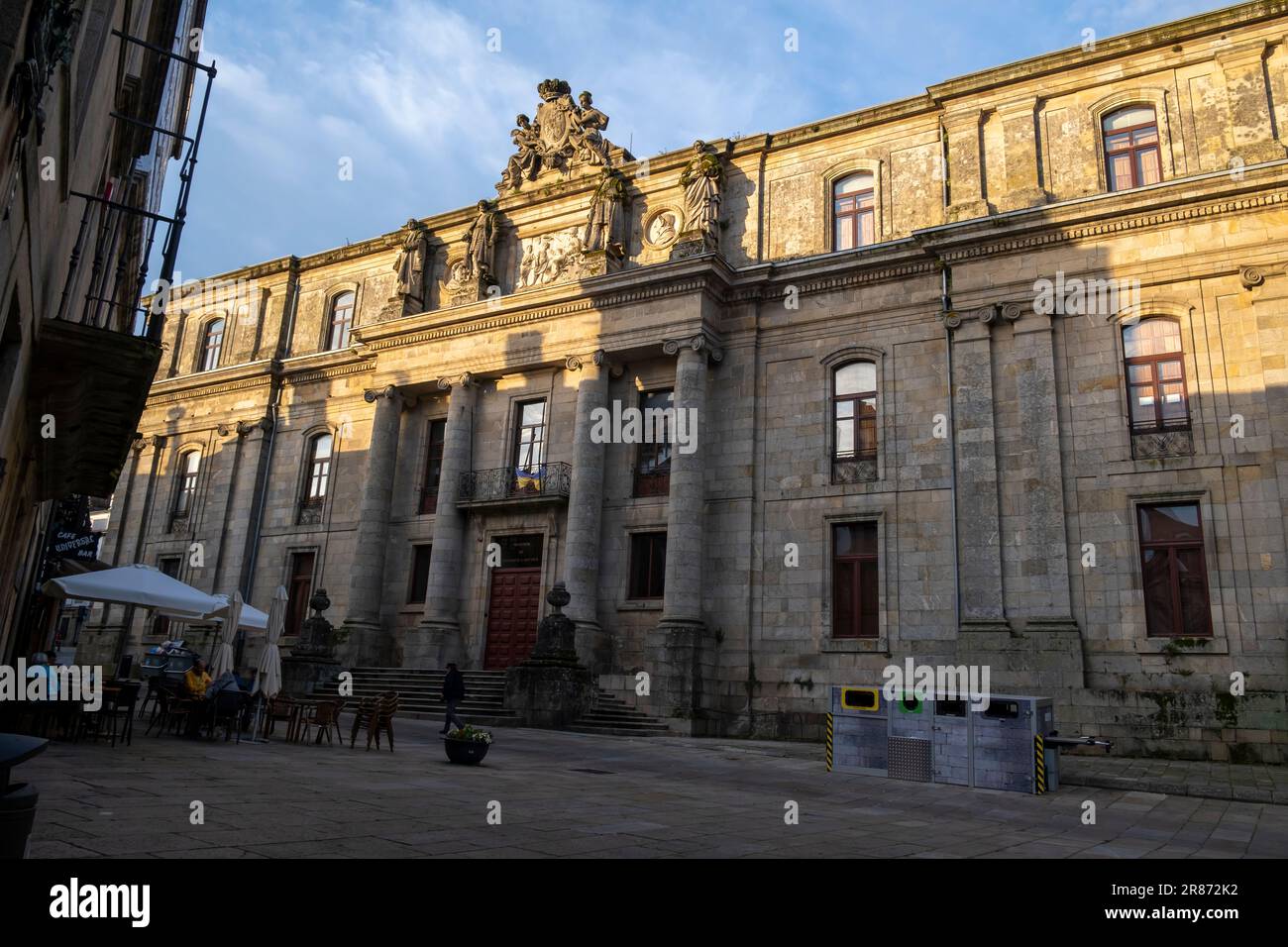 Santiago de Compostela, la Coruna, Galizia, Spagna - 12 giugno 2023. Facoltà di Geografia e Storia USC. Foto Stock