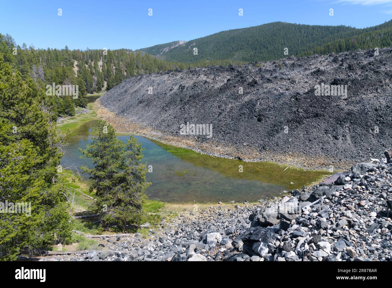 Rocce di ossidiana e pomice al Newberry National Volcanic Monument in Oregon Foto Stock
