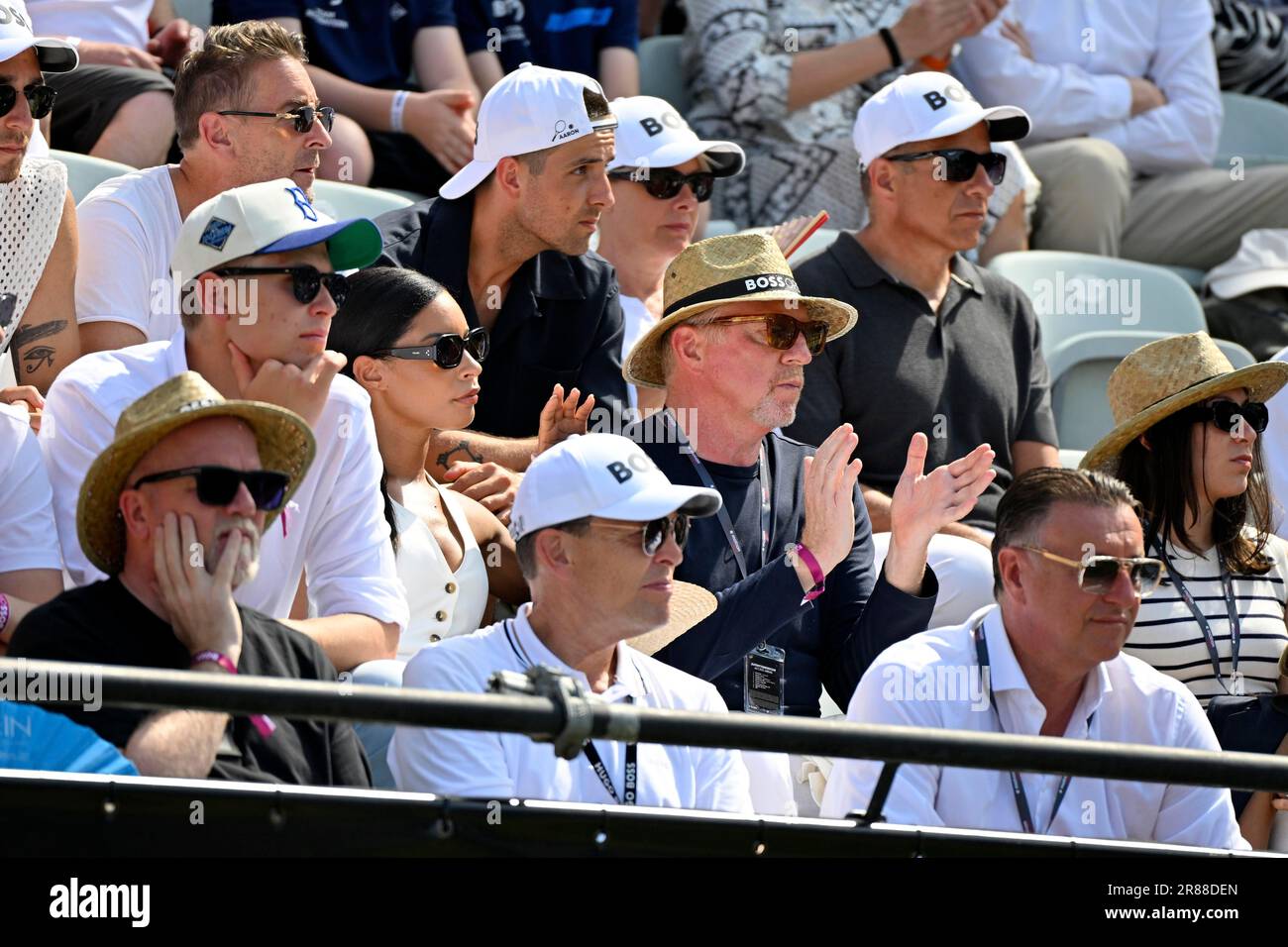 VIP negli stand, attore Markus Keller, Boris Becker con il partner Lilian de Carvalho Monteiro, DJ Oetzi, direttore del torneo Edwin Weindorfer Foto Stock